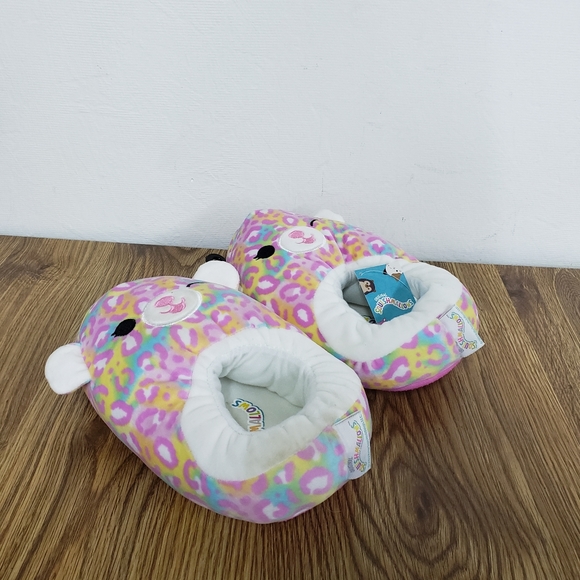 Squishmallows Multi Color Michaela the Leopard Plush Slipper, Junior Dual Sizes - Picture 6 of 10